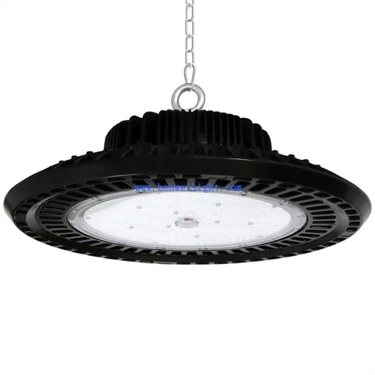 Adiding High Bay LED-Licht