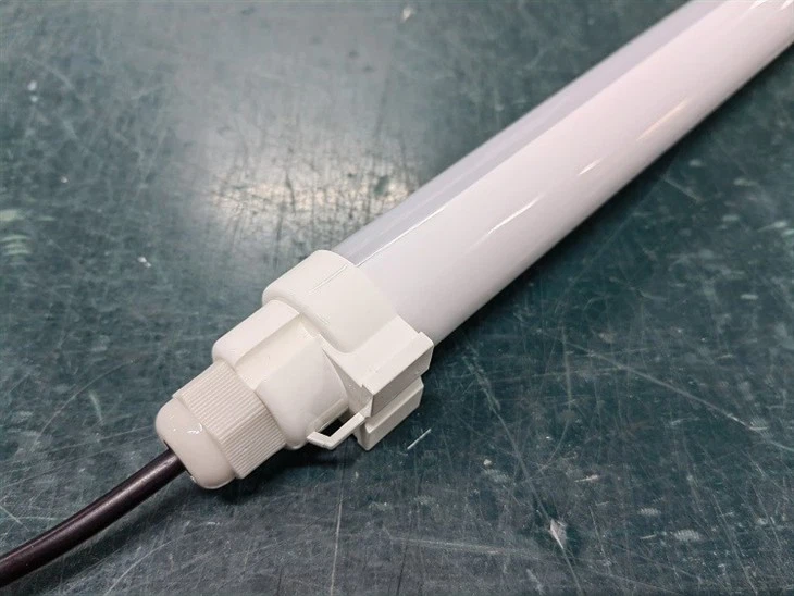 Pilz-LED-Wachstumslicht T12 IP67
