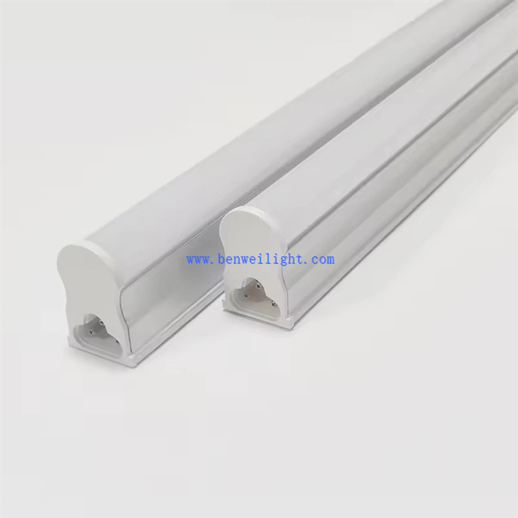 T5 aluminum tube light 2